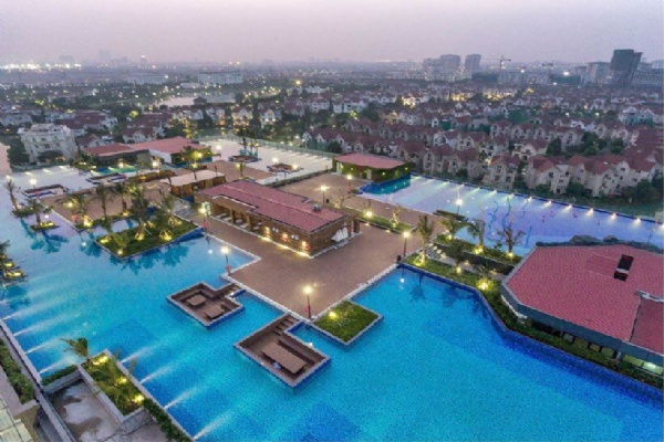 Thông tin về bể bơi ngoài trời tại Vinhomes Riverside