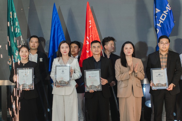 Tân Long Land Bùng Nổ Tinh Thần Tại The Glory Momentum – Sẵn Sàng Cho Giai Đoạn 2 Noble Palace Tây Thăng Long WorldHotels Residences