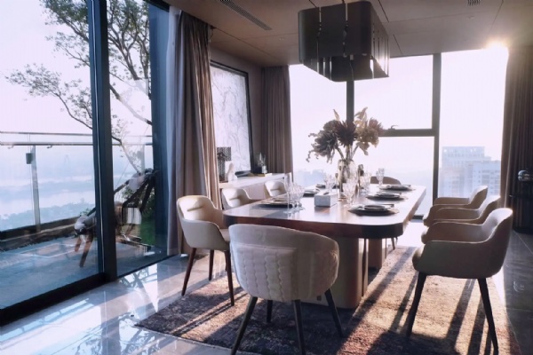 Nhà mẫu Noble West Lake Hanoi và tiêu chuẩn trải nghiệm không gian thực tế cao cấp