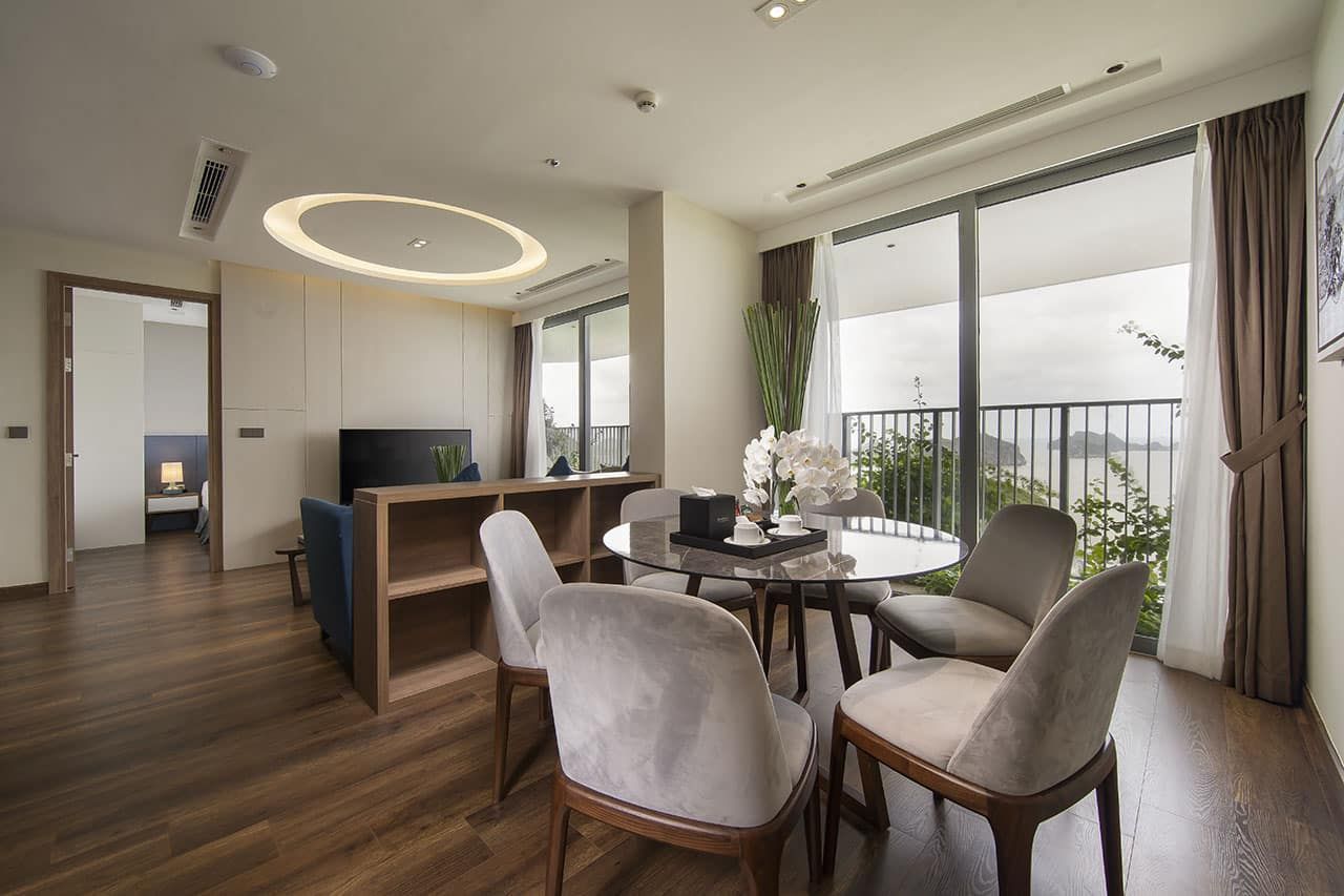 Bán căn hộ 2 phòng ngủ ban công hướng Bắc tòa CT2 mặt kính LowE Mandarin Garden 3 Yên Sở