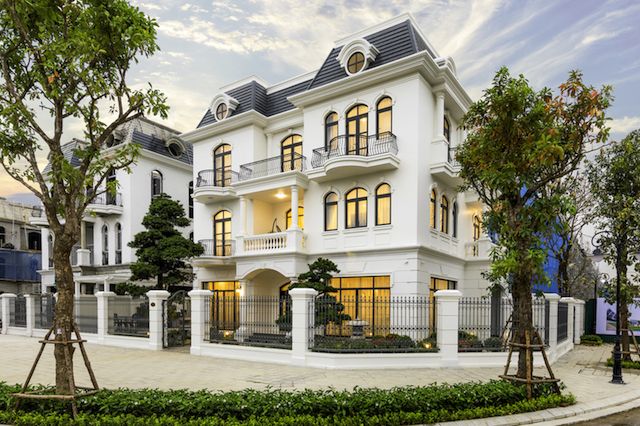 Bán biệt thự đơn lập chính Tây 2 mặt thoáng MT: 12m Vin Hòa Long Bắc Ninh hoàn thiện bên ngoài