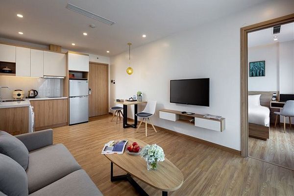 Bán căn hộ 3 ngủ tầng cao ban công hướng Bắc nội thất cao cấp view hồ bơi Alluvia City Hưng Yên