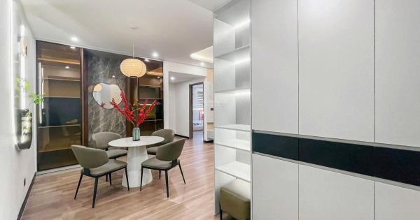 Bán căn hộ 1 phòng ngủ tầng thấp hướng Đông bàn giao cơ bản CĐT Vinhomes Olympic Hanoi Ngọc Hồi