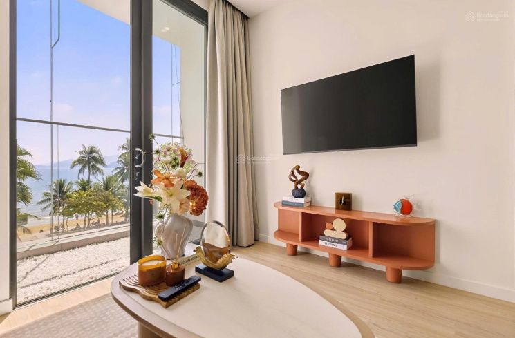 Bán căn góc 4PN/3WC tầng cao ban công hướng Bắc nhìn ra bờ biển - Nội thất cao cấp Sun Nha Trang