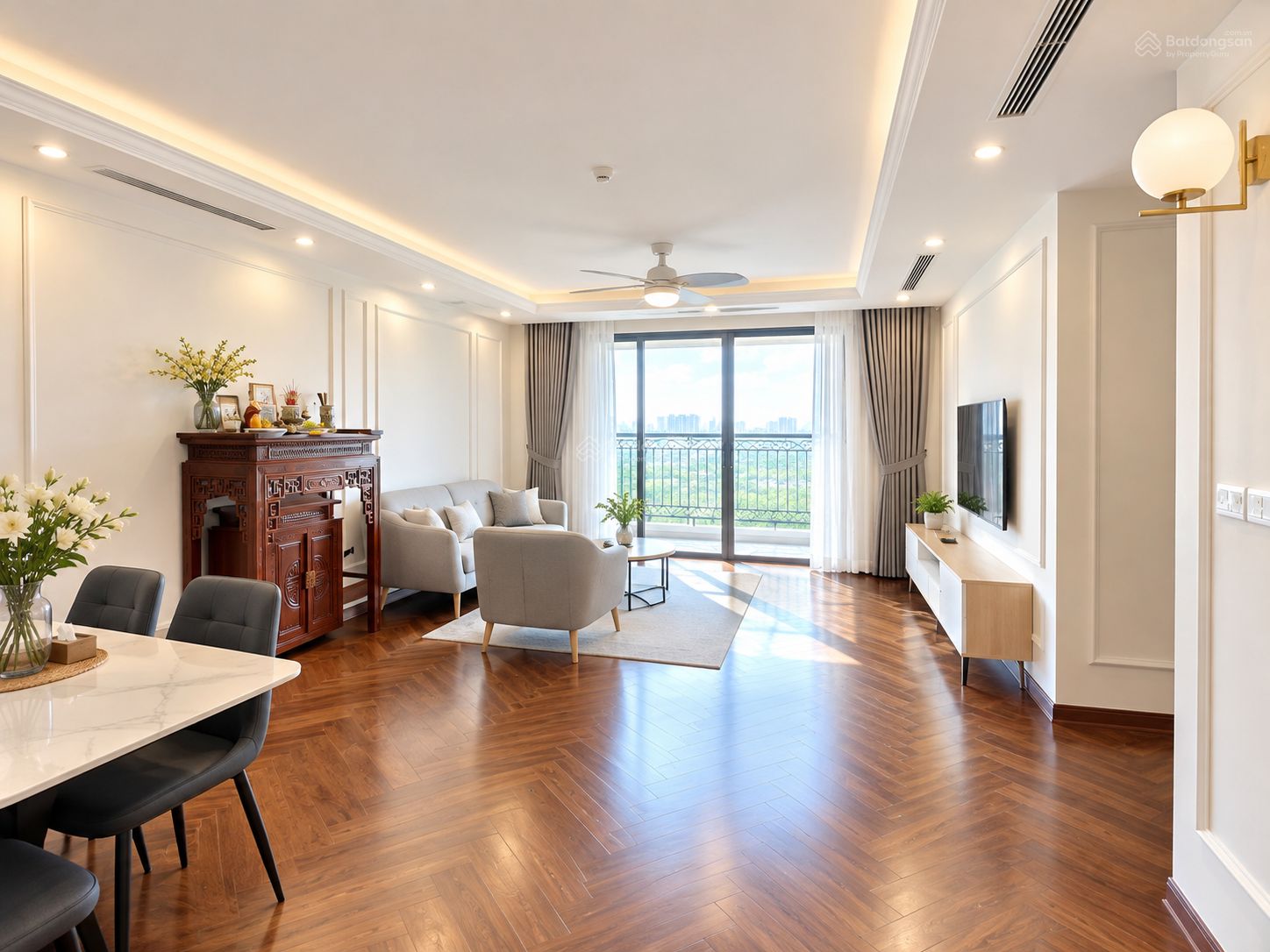 Bán căn hộ 1 ngủ 1wc tầng cao hướng Nam mặt kính LowE view hồ bơi The Starlake The Prime