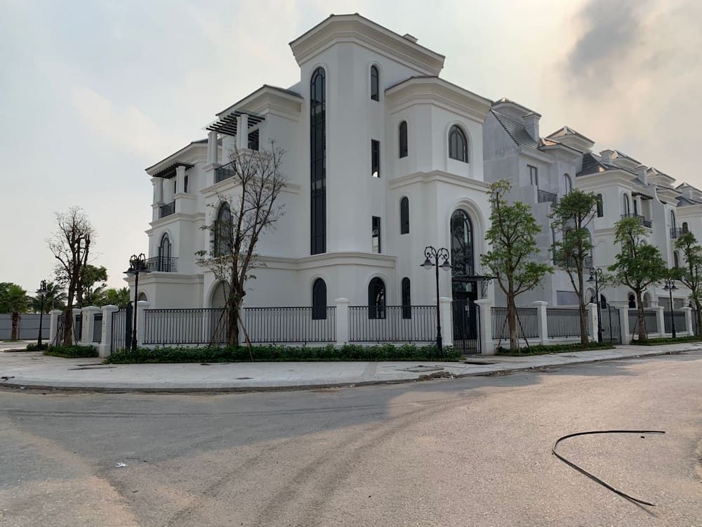 Bán biệt thự Vinhomes Olympic Ngọc Hồi 260m2 hướng Nam, biệt thự góc hai mặt thoáng, vị trí đắc địa