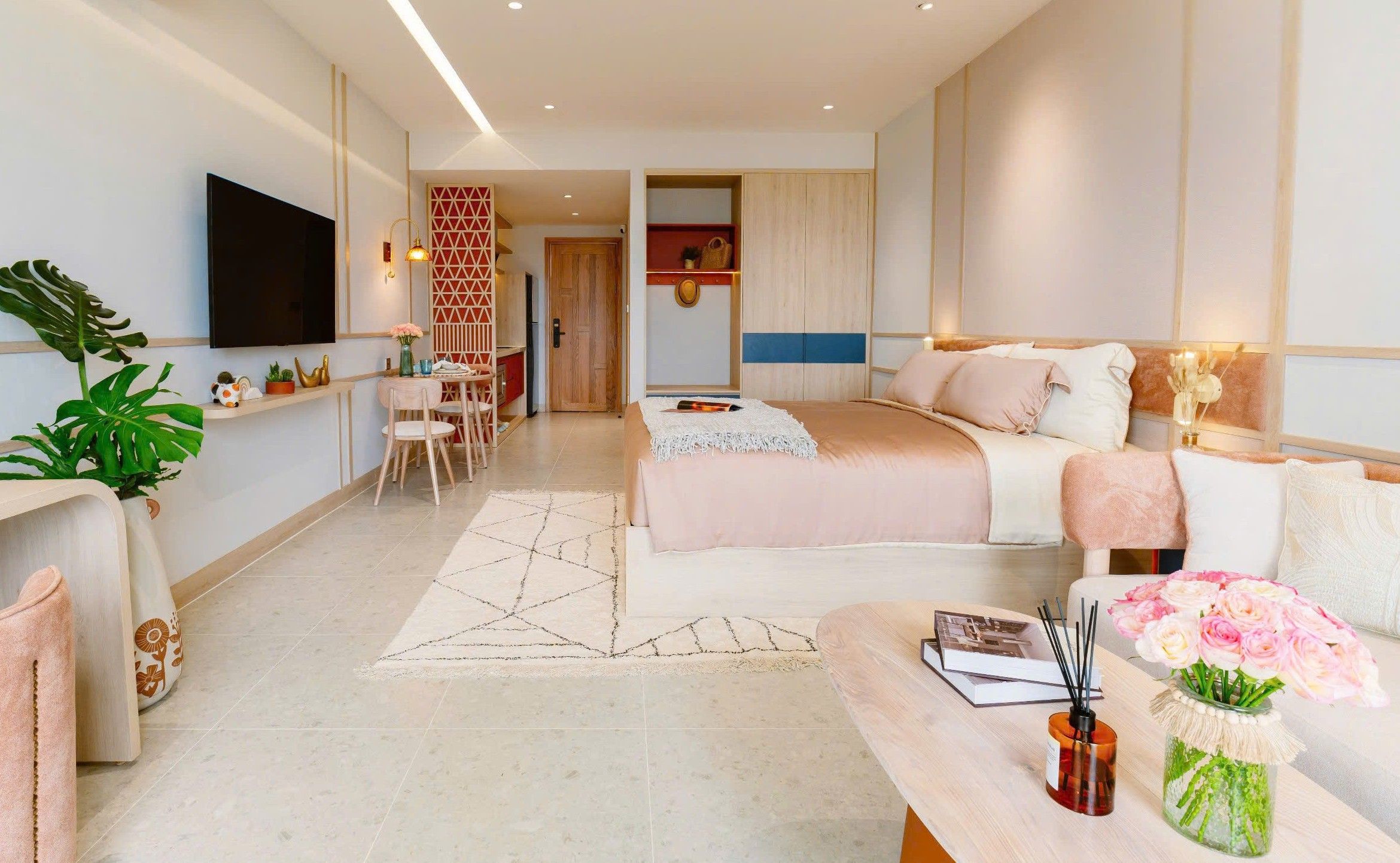 Mua chung cư 2 ngủ hướng Tây bàn giao cao cấp - Tầng cao Alluvia Sunshine Marina Hưng Yên giá tốt