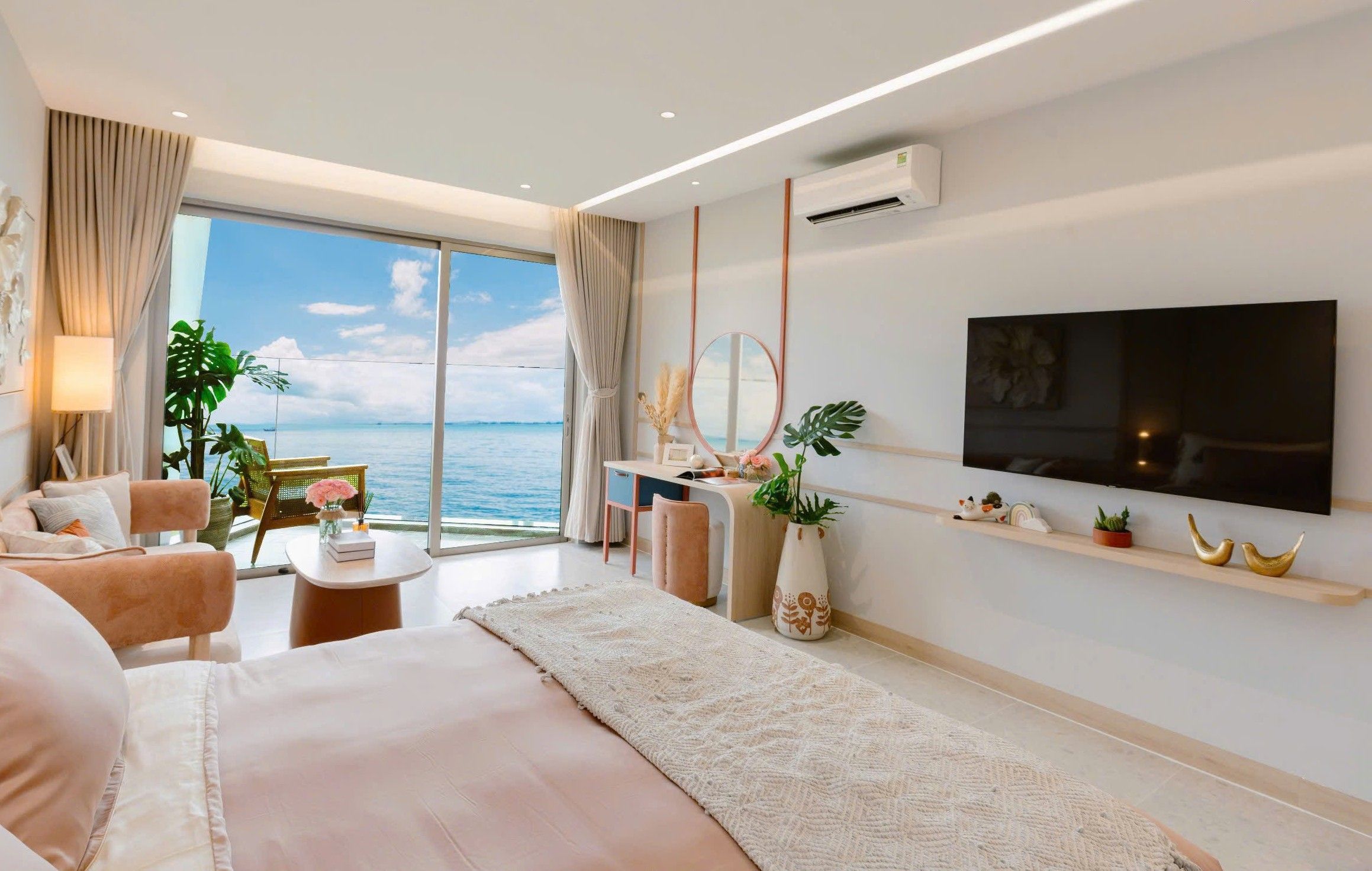 Mua chung cư 1 ngủ hướng Nam - DT: 48.41m2 tòa TS7 ban công view biển The Sunset Phú Quốc