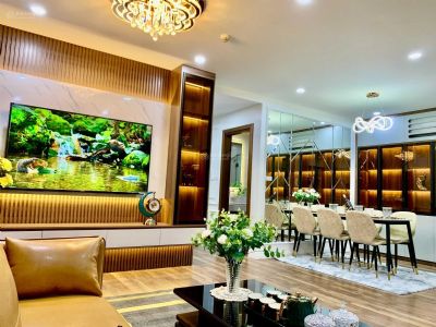 Cần mua căn hộ 3 ngủ hướng Đông Tứ Trạch tòa Sky 2 Sunshine Crystal River