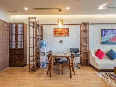 Cho thuê căn hộ 2 phòng ngủ phong cách Nhật Bản tại Vinhomes Metropolis - Diện tích: 80m2