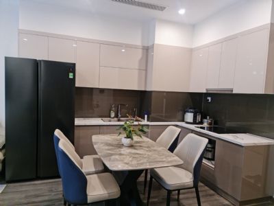 Cho thuê căn hộ chung cư 1 phòng ngủ view hồ Thùng Đấu dự án Vinhomes Sky Park Bắc Giang