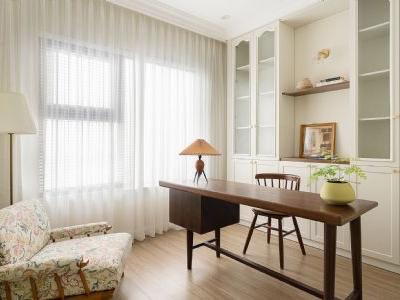 Cần bán chung cư 1 phòng ngủ giá tốt hướng Tây Nam ban công view nội khu Lumi Prestige Hanoi