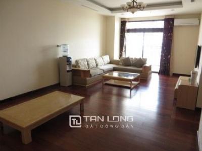 Cần cho thuê căn hộ 140m2, đủ đồ tòa R5 Vinhomes Royal City