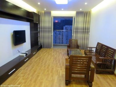 Cần cho thuê căn hộ tầng cao 134m2 tại Mandarin Garden, quận Cầu Giấy