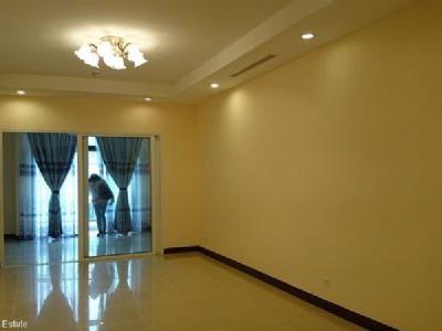 Cần cho thuê gấp căn hộ 135 m2 tại Royal City, quận Thanh Xuân
