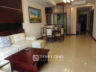 Căn hộ 2 phòng ngủ, đủ đồ cho thuê tại R4 Vinhomes Royal City, quận Thanh Xuân