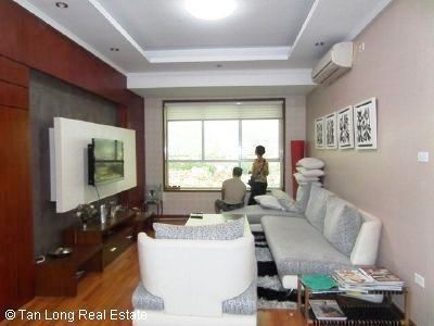 Căn hộ 3 phòng ngủ đẹp ở tòa N09 Dịch Vọng, quận Cầu Giấy