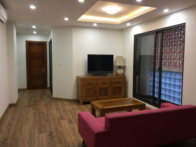 Căn hộ dịch vụ cho thuê 2 phòng ngủ tại Trần Quốc Toản, Hoàn Kiếm