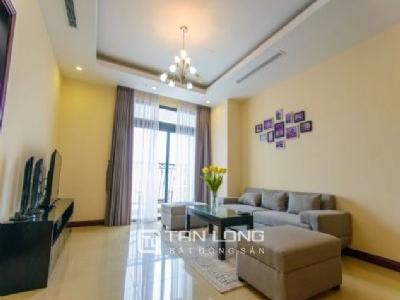 Căn hộ đủ đồ 2 phòng ngủ tại tòa R5 Vinhomes Royal City, quận Thanh Xuân cho thuê