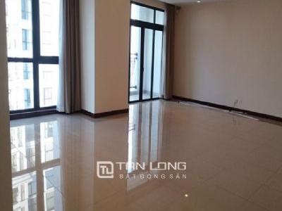 Căn hộ tòa R1, 181m2, 3 phòng ngủ cho thuê tại Vinhomes Royal City