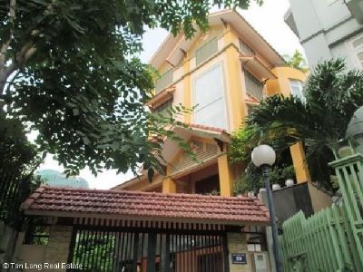 Cho thuê biệt thự 5 tầng tại Nguyễn Khánh Toàn, Cầu Giấy