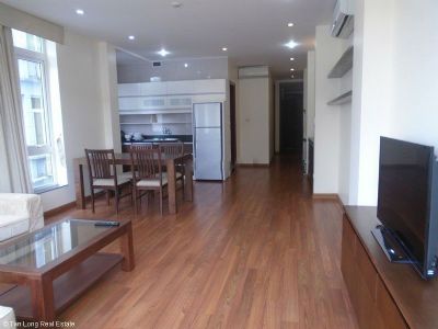 Cho thuê căn hộ 2 phòng ngủ tại Hoàn Kiếm, 120m2, 1200$.
