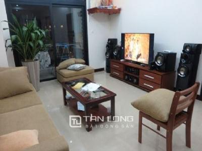 Cho thuê căn hộ 2 phòng ngủ tầng cao tại R5 Royal City, đường Nguyễn Trãi, quận Thanh Xuân, Hà Nội