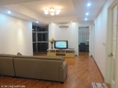 Cho thuê căn hộ 3 phòng ngủ, 145m2 E5 Ciputra, quận Tây Hồ