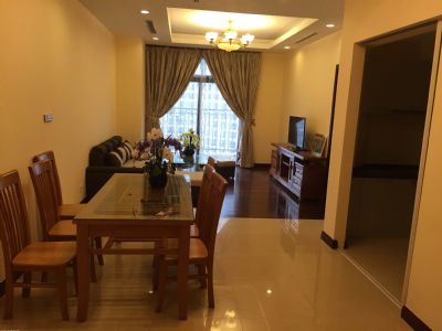 Cho thuê căn hộ 93m2 tòa R4 Vinhomes Royal City, quận Thanh Xuân
