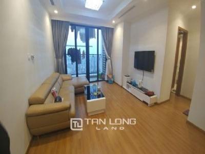 Cho thuê căn hộ cao cấp 103m2, 3 phòng ngủ đủ đồ ở R6 Vinhomes Royal City