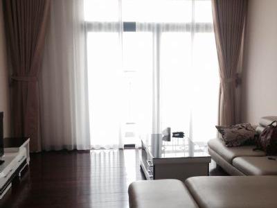 Cho thuê căn hộ cao cấp 2 ngủ tại Royal City, Thanh Xuân