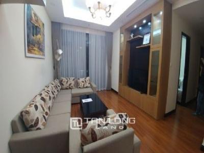 Cho thuê căn hộ cao cấp ở Tòa R4 Vinhomes Royal City, 72A Nguyễn Trãi căn góc 3pn