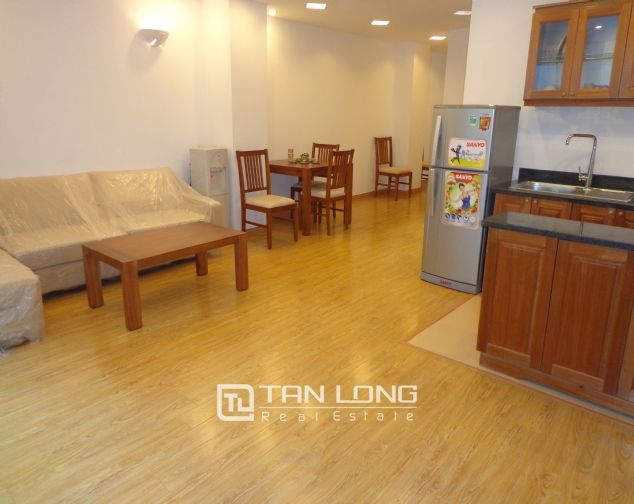 Cho thuê căn hộ dịch vụ 80m2, 2 phòng ngủ tại Trương Hán Siêu, quận Hoàn Kiếm