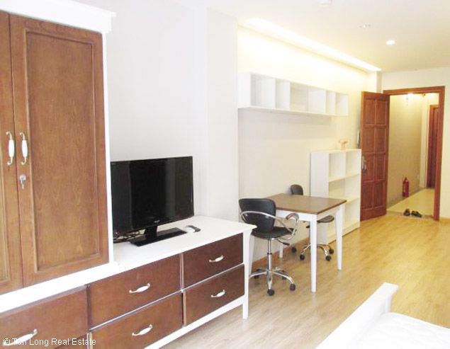 Cho thuê căn hộ dịch vụ đẹp tại Tức Mạc, đường Trần Hưng Đạo, quận Hoàn Kiếm