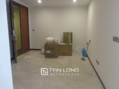 Cho thuê chung cư 154m2 tòa L2 Ciputra, quận Tây Hồ