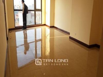 Cho thuê chung cư 164m2, 3 phòng ngủ tòa R2 Vinhomes Royal City