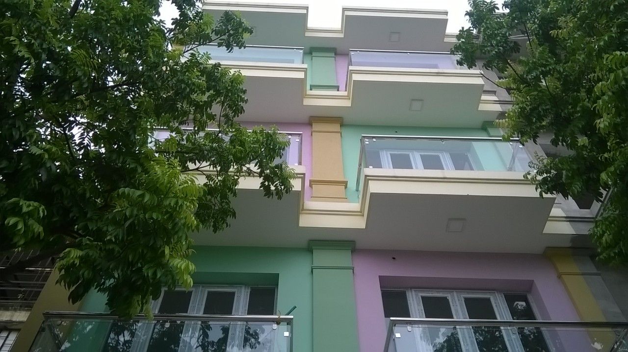 Cho thuê nhà 100m2 x 4 tầng tại Đội Cấn, quận Ba Đình làm văn phòng