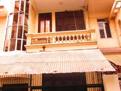 Cho thuê nhà 4 phòng ngủ tại Đào Tân, Ba Đình, giá 20 triệu/ tháng