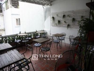 Cho thuê nhà riêng 3 tầng, có sân vườn ở Linh Lang, quận Ba Đình, Hà Nội