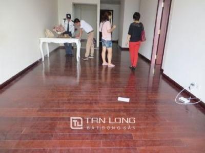 Chung cư tòa R1 Vinhomes Royal City 109m2 quận Thanh Xuân cho thuê