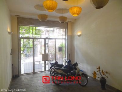 Nhà 4 tầng đẹp cho thuê tại ngõ Tức Mặc, quận Hoàn Kiếm, Hà Nội