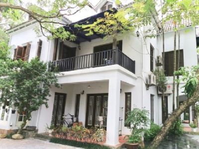 Thuê biệt thự Golf & Villas Marina Mũi Né, hướng Tây Bắc, không gian sang trọng