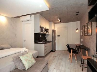 Bán chung cư 2 ngủ hướng Đông Bắc cơ view công viên hoàn thiện cơ bản Vinhomes Green City Long An