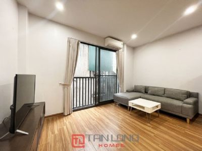 Cho thuê căn hộ dịch vụ 1 ngủ 1 VS 50m2 tầng 2 Đặng Thai Mai Tây Hồ, FREE phí DV, full đồ giá rẻ