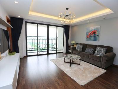 Cho thuê căn hộ 2PN 88m2 view trực diện Hồ Tây toà B chung cư D'Le Roi Soleil Tân Hoàng Minh