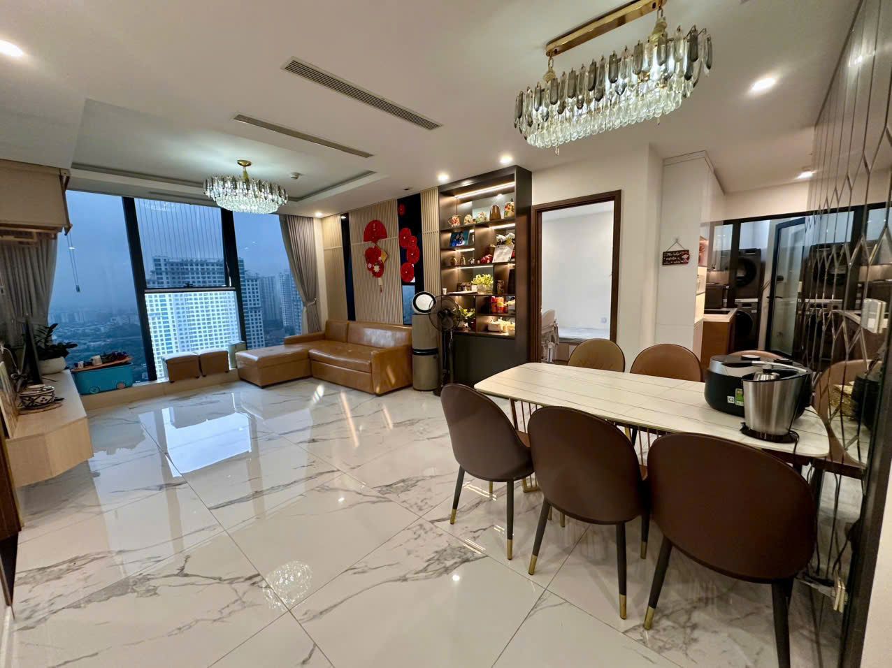 Bán căn chung cư Sunshine City tòa S4 tầng cao giá tốt        