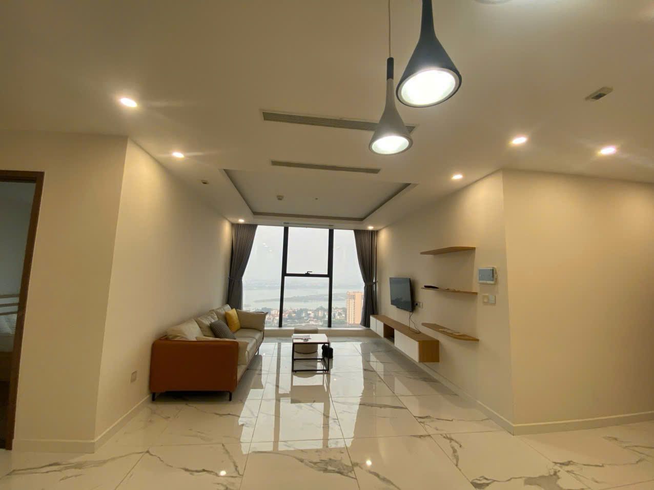 Bán căn 3pn 104m Sunshine City tầng cao view sông Hồng