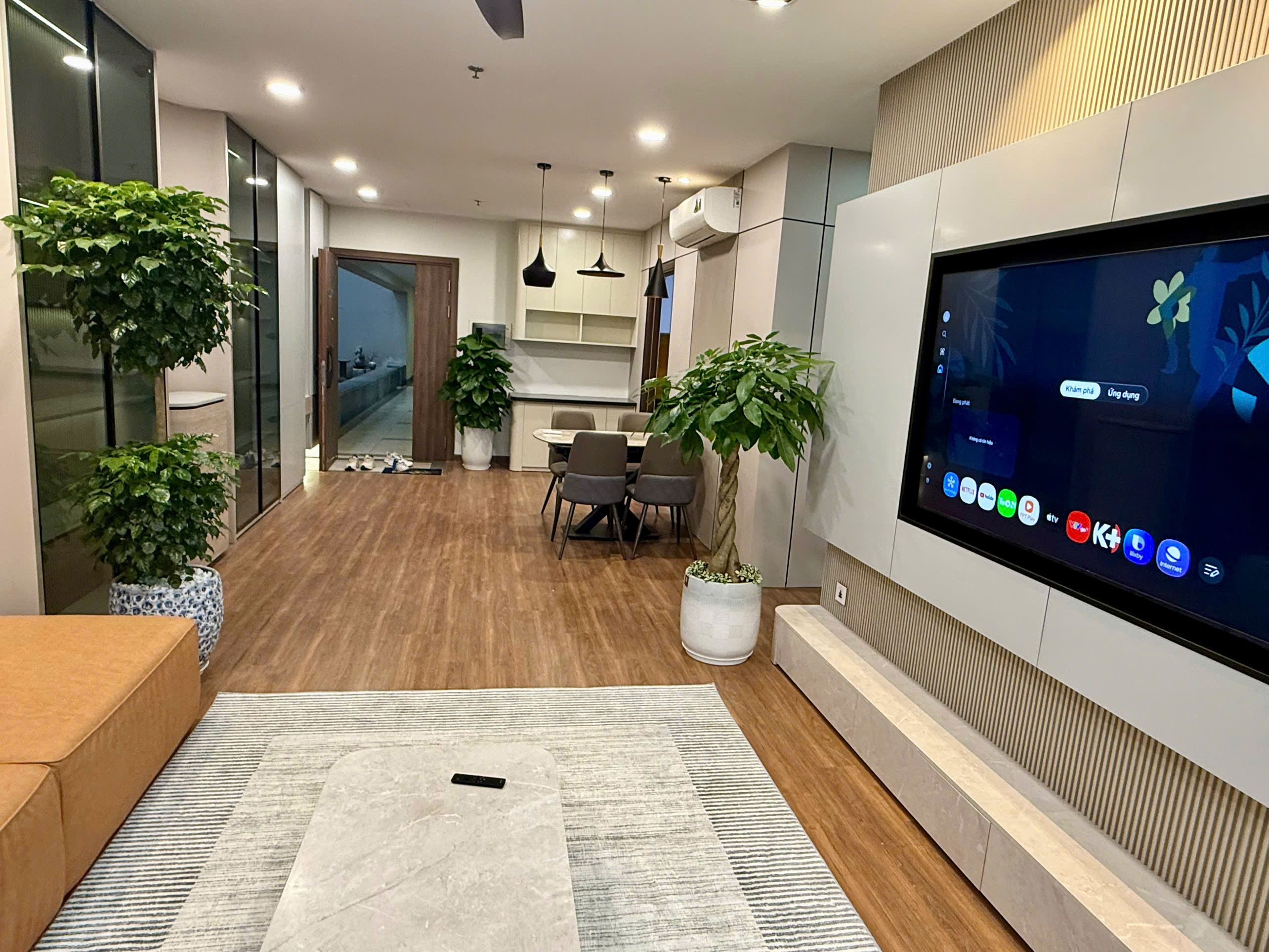 Bán căn hộ 3PN/2WC tầng trung Đông Tứ Trạch ban công view hồ Meyhome Rivera Hanoi Hoàng Mai