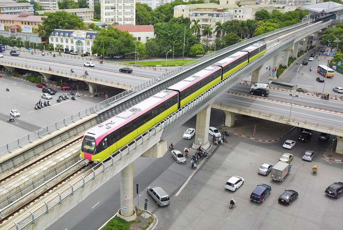 Hạ tầng qua tuyến đường sắt trên cao