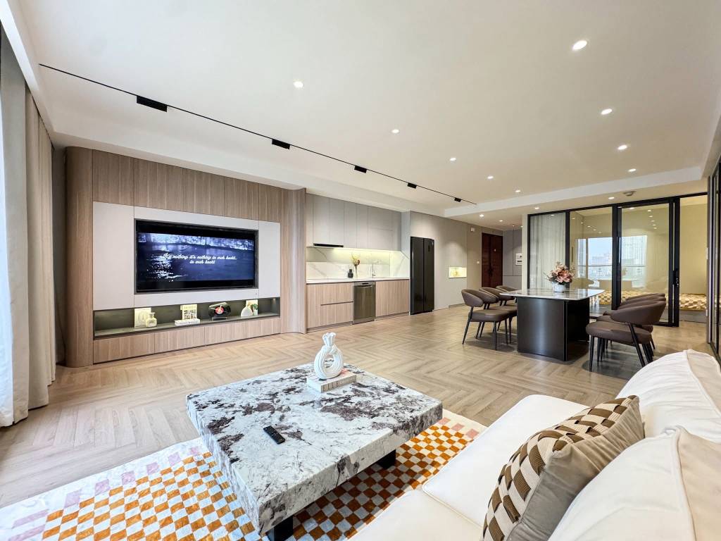 Cho thuê căn hộ 4 phòng ngủ Vinhomes Cao Xà Lá Nguyễn Trãi